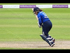 160622_247-Tammy Beaumont-Eng
