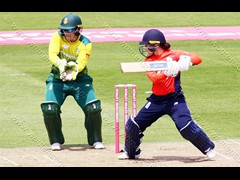 180623_045-Tammy Beaumont-Eng