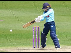 190609_027-Tammy Beaumont-Eng